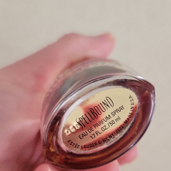 VINTAGE SPELLBOUND ESTEE LAUDER EDP SPRAY 1.7 OZ READ - Picture 4 of 4